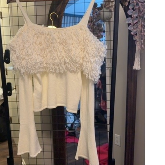 Shein Clasi, User: martinezstacy71@gmail.com Tops - Shein Clasi, User: martinezstacy71@gmail.com Fringed Cream Sweater off The Shoul